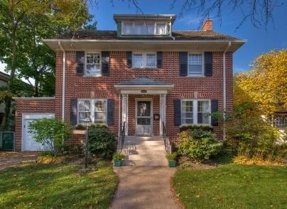 Unit for sale at 2618 LINCOLNWOOD Drive, EVANSTON, IL 60201
