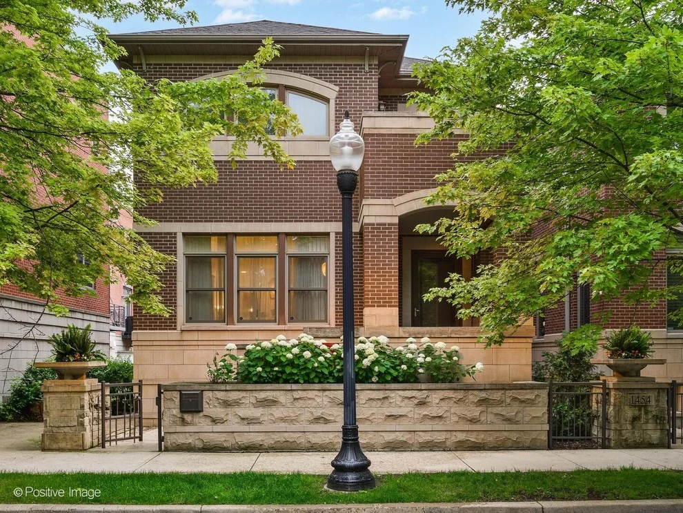 Unit for sale at 1456 S EMERALD Avenue, Chicago, IL 60607