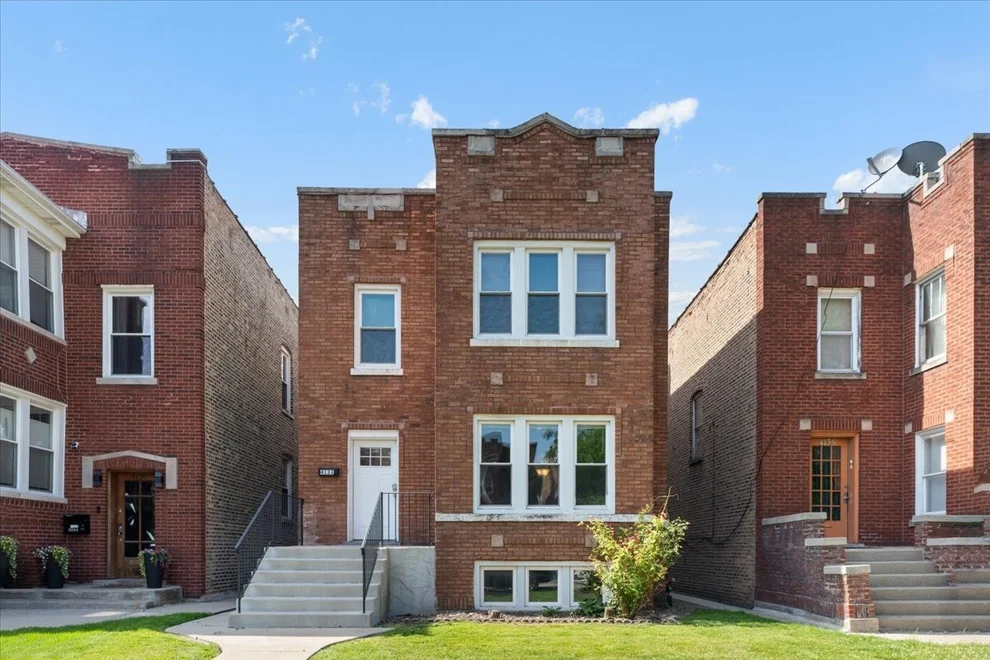 Unit for sale at 4131 W Nelson Street, Chicago, IL 60641