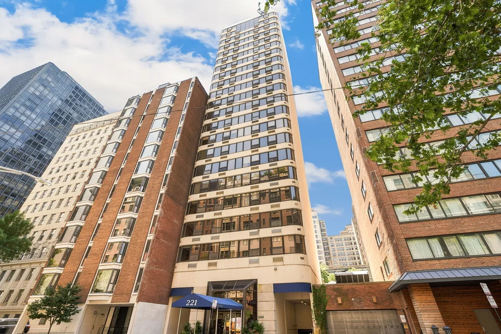 Unit for sale at 221 E Walton Place, Chicago, IL 60611