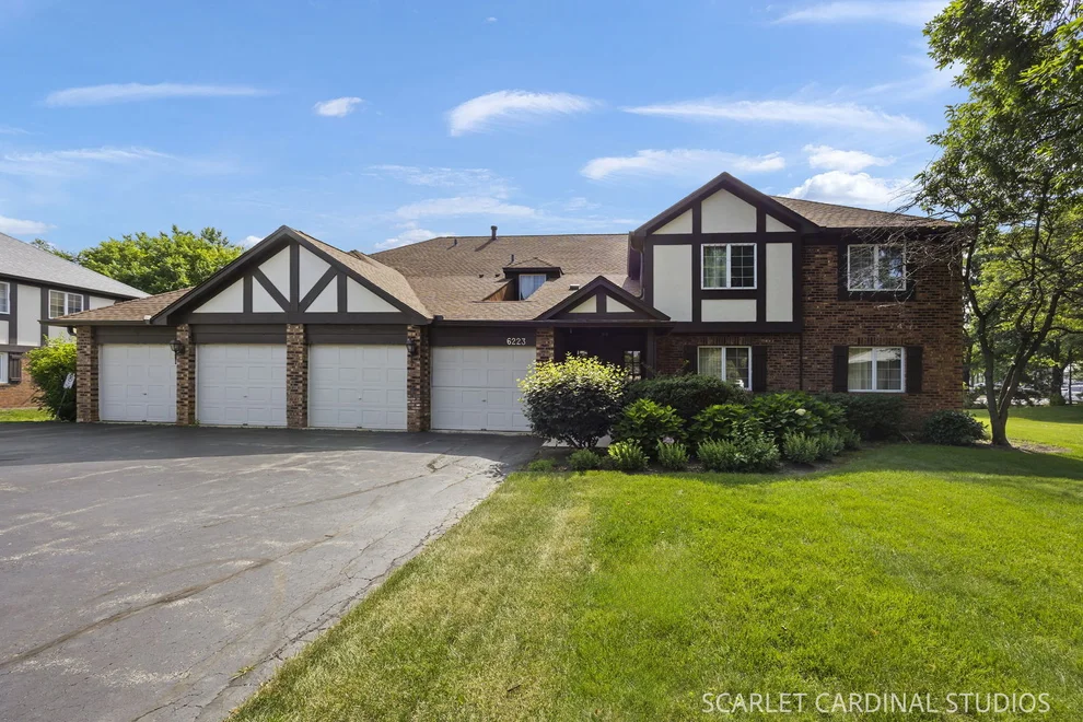 Unit for sale at 6223 Lake Park Lane, Willowbrook, IL 60527
