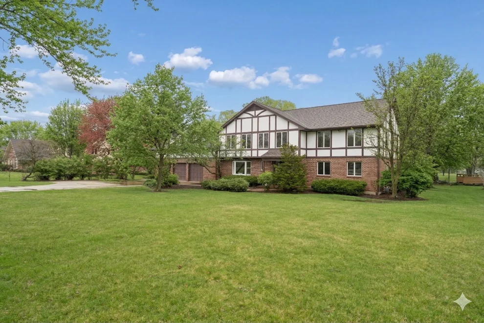 Unit for sale at 21839 Cambridge Drive, Kildeer, IL 60047
