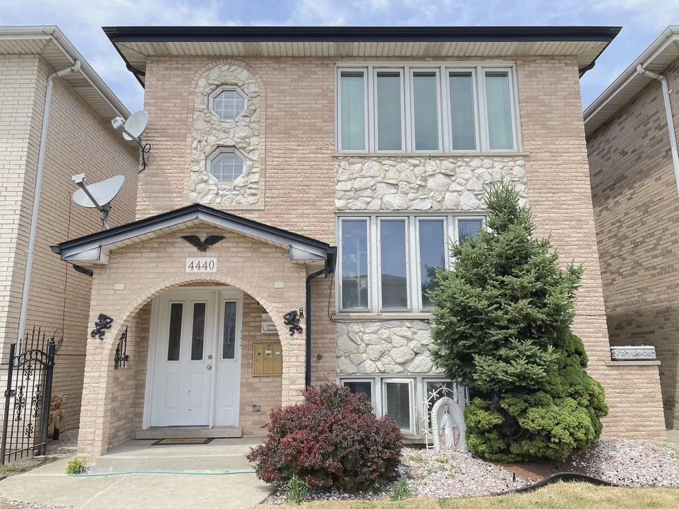 Unit for sale at 4440 W 55th Street, Chicago, IL 60632