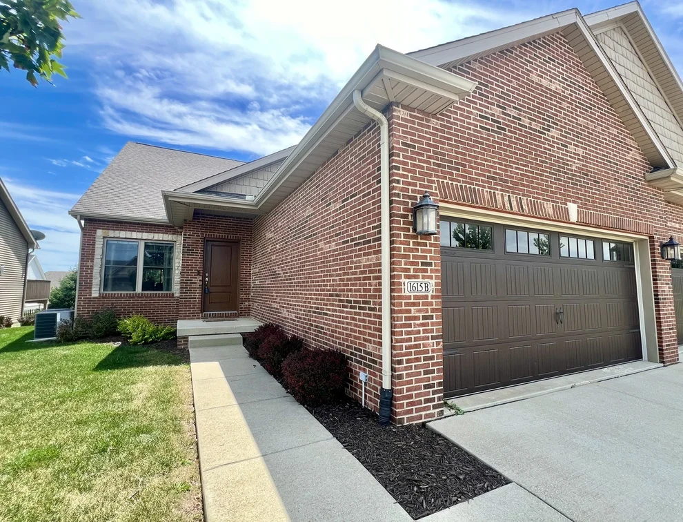 Unit for sale at 1615 Delane Drive, Mahomet, IL 61853