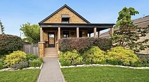 Unit for sale at 7246 N Oleander Avenue, Chicago, IL 60631