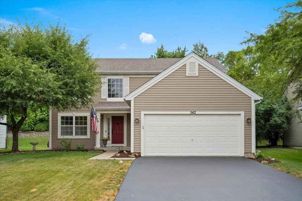 Unit for sale at 542 Waterford Lane, South Elgin, IL 60177