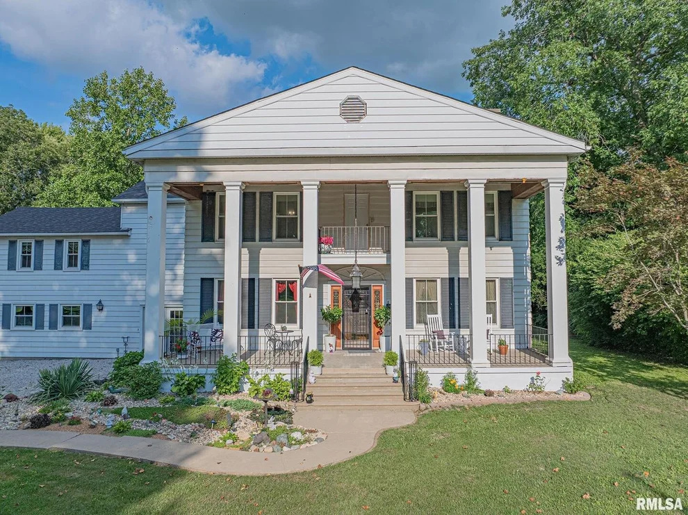 Unit for sale at 613 S LINCOLN Street, Centralia, IL 62801