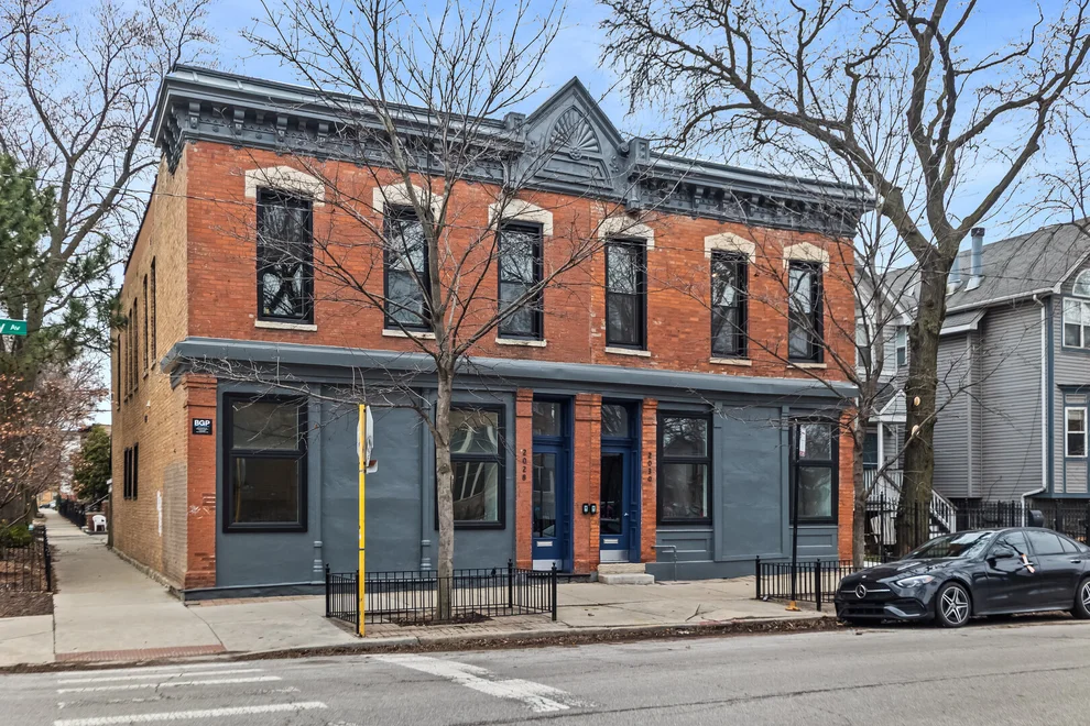 Unit for sale at 2028 N Oakley Avenue, Chicago, IL 60647