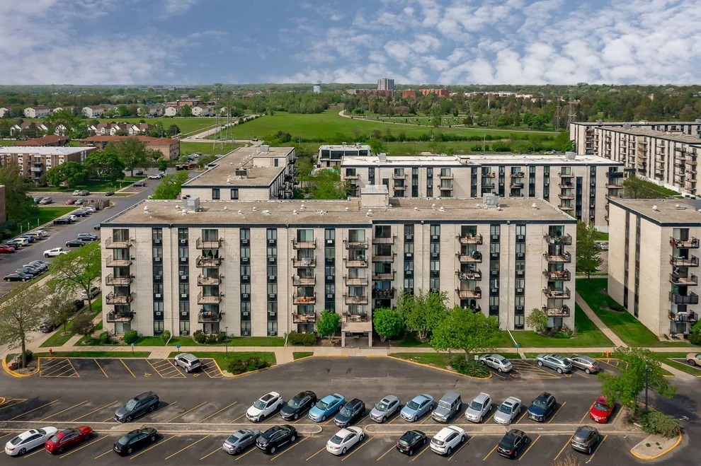 Unit for sale at 9128 W Terrace Drive, Niles, IL 60714