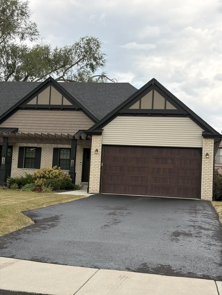 Unit for sale at 548 Mihelich Lane, Lockport, IL 60441