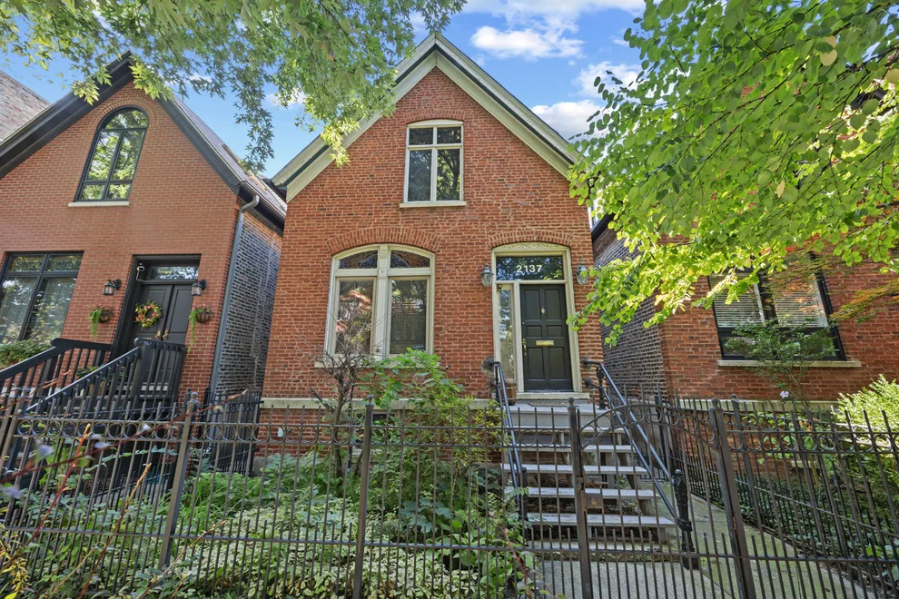Unit for sale at 2137 W Moffat Street, Chicago, IL 60647