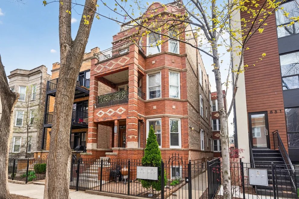 Unit for sale at 835 N Maplewood Avenue, Chicago, IL 60622