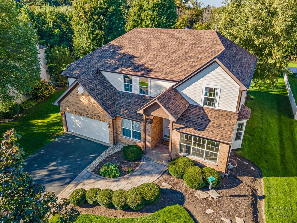 Unit for sale at 412 Reserve Drive, Crystal Lake, IL 60012