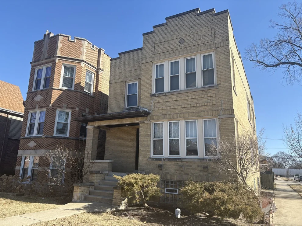Unit for sale at 1701 N Nagle Avenue, Chicago, IL 60707
