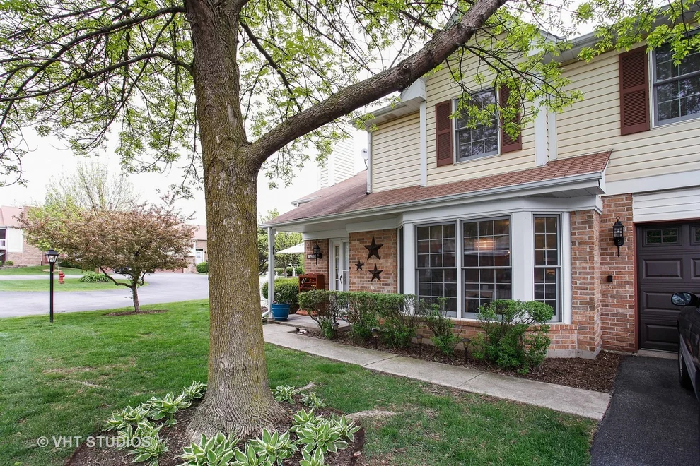 Unit for sale at 10129 Cambridge Drive, Mokena, IL 60448