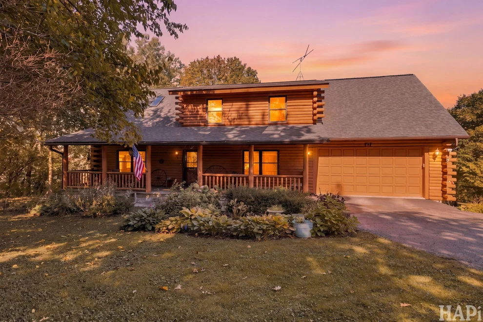 Unit for sale at 707 Quinn Road, McHenry, IL 60051