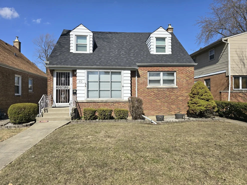 Unit for sale at 40 166th Place, Calumet City, IL 60409