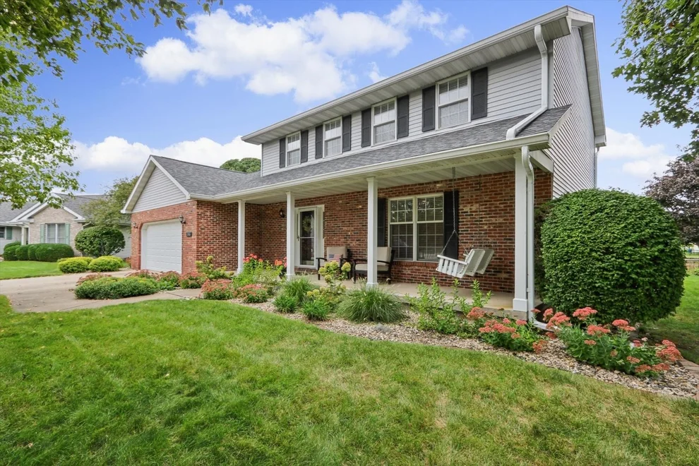 Unit for sale at 318 Gainesborough Court, Monticello, IL 61856