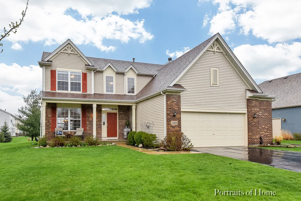 Unit for sale at 2408 Moutray Lane, North Aurora, IL 60542