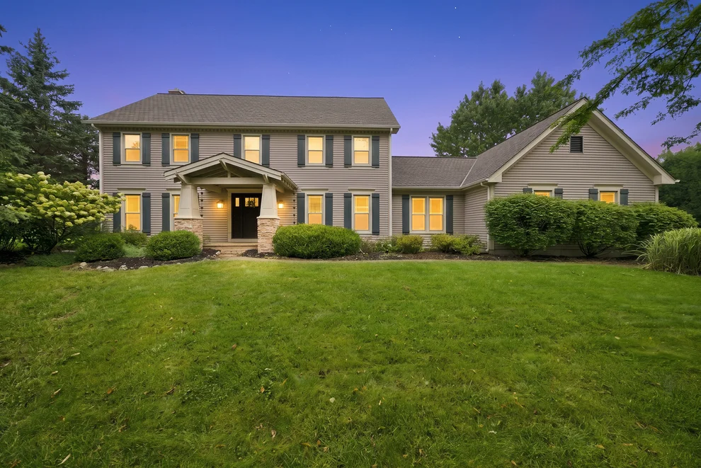Unit for sale at 662 Bent Ridge Lane, Barrington, IL 60010