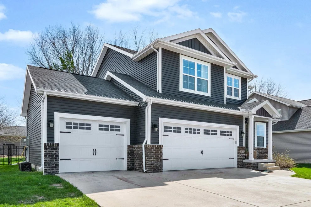 Unit for sale at 2812 Steppe Lane, Bloomington, IL 61705