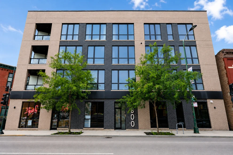 Unit for sale at 2800 N LINCOLN Avenue, Chicago, IL 60657