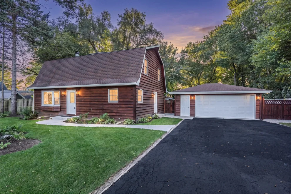 Unit for sale at 27554 N Beech Street, Island Lake, IL 60042