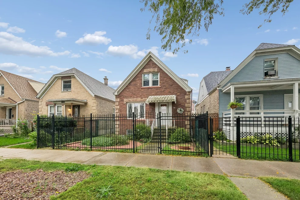 Unit for sale at 4541 W Montana Street, Chicago, IL 60639