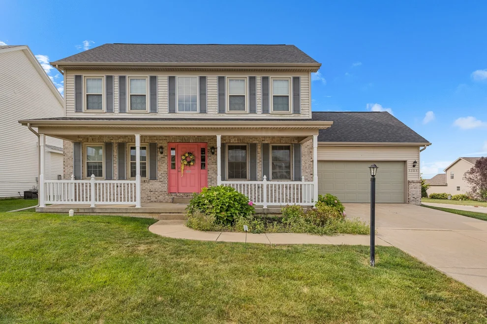 Unit for sale at 1701 Hunters Ridge Court, Mahomet, IL 61853