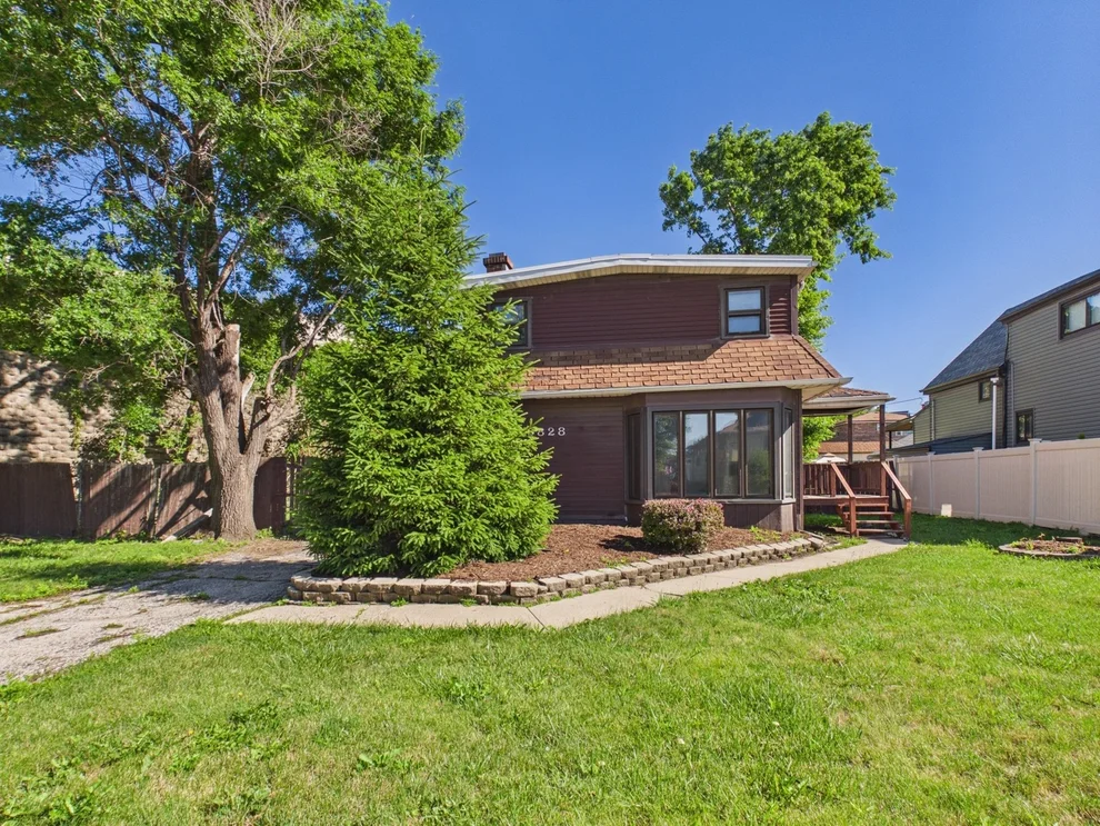 Unit for sale at 9828 W South Avenue, Schiller Park, IL 60176