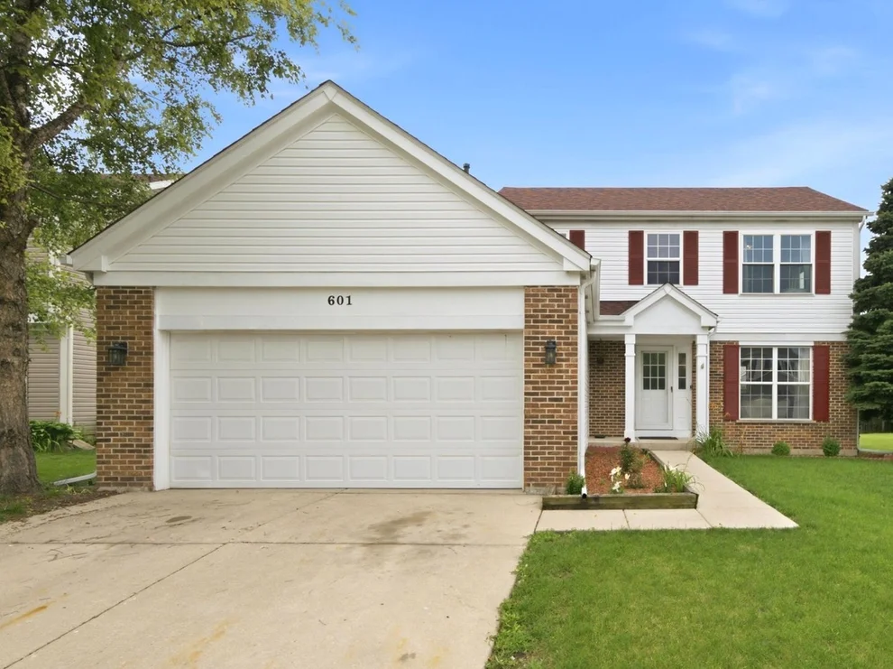 Unit for sale at 601 Greystone Lane, Bolingbrook, IL 60440