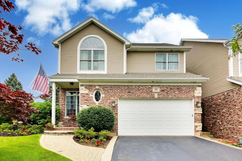 Unit for sale at 1281 S FALCON Drive, Palatine, IL 60067