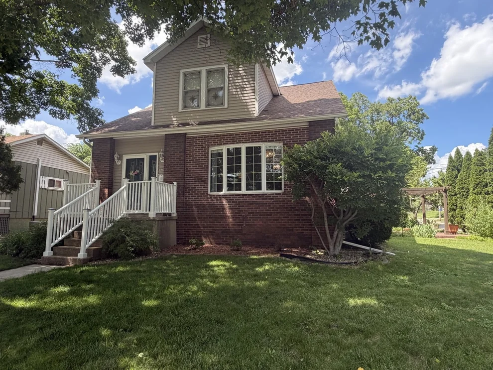 Unit for sale at 1203 6th Street, Peru, IL 61354