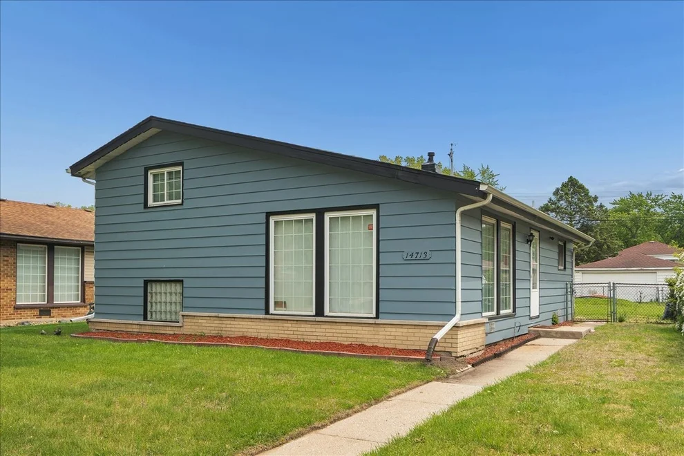 Unit for sale at 14713 Dante Avenue, Dolton, IL 60419