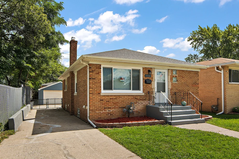 Unit for sale at 1051 Burnham Avenue, Calumet City, IL 60409