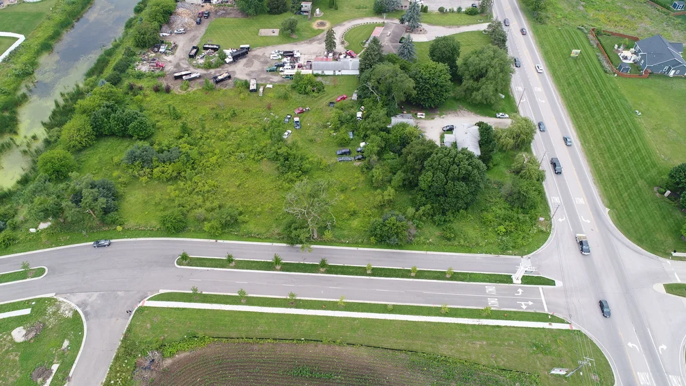 Unit for sale at 3301 US 20 Highway, Elgin, IL 60124