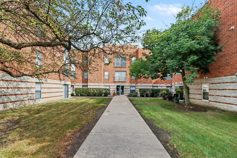 Unit for sale at 3255 Kirchoff Road, Rolling Meadows, IL 60008