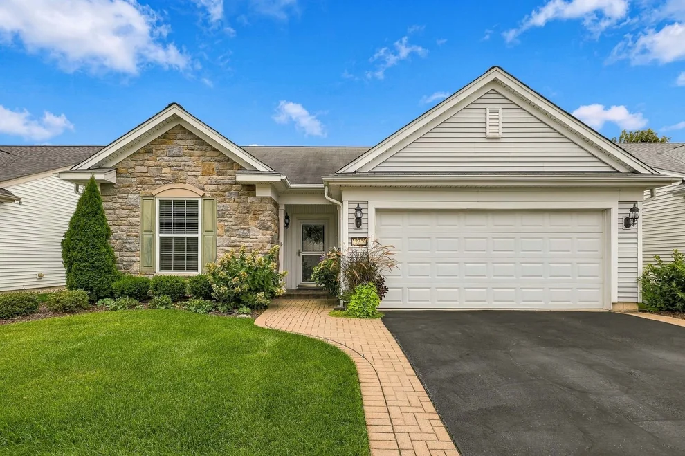 Unit for sale at 12211 Russet Lane, Huntley, IL 60142