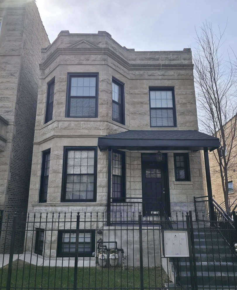 Unit for sale at 3251 W Evergreen Avenue, Chicago, IL 60651
