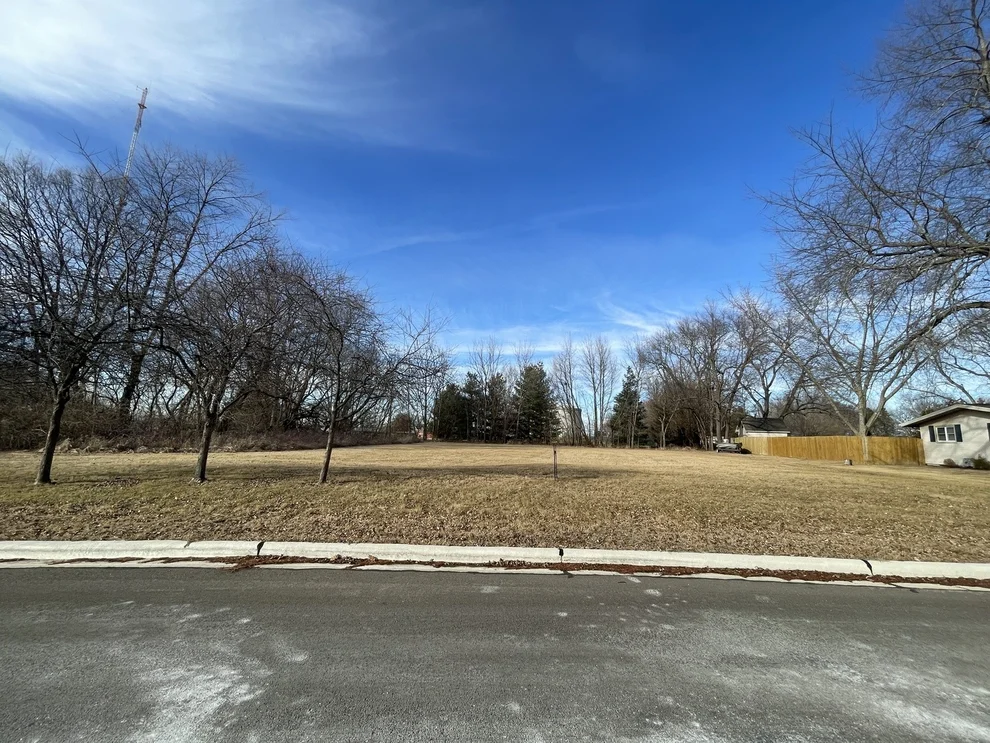 Unit for sale at Lot 1 E 19th Street, Sterling, IL 61081
