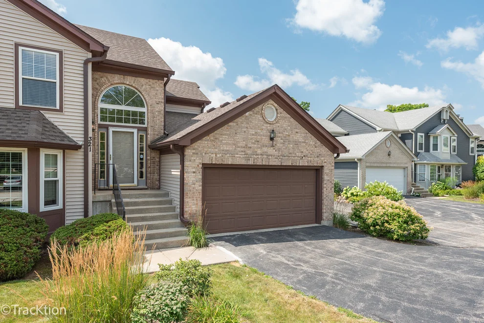 Unit for sale at 321 Kresswood Drive, West Chicago, IL 60185