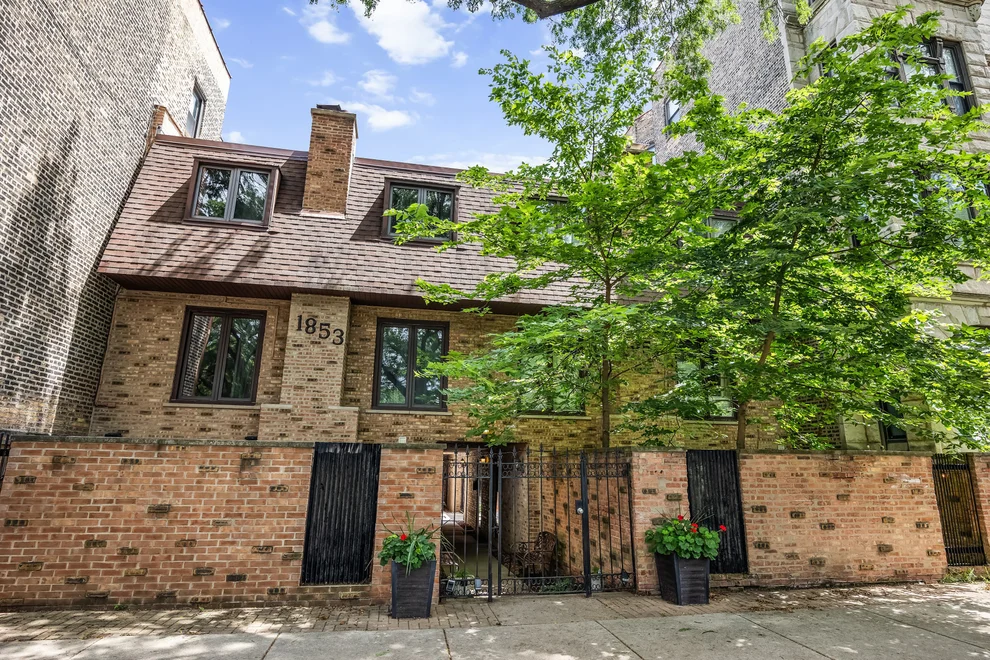 Unit for sale at 1851 N Cleveland Avenue, Chicago, IL 60614