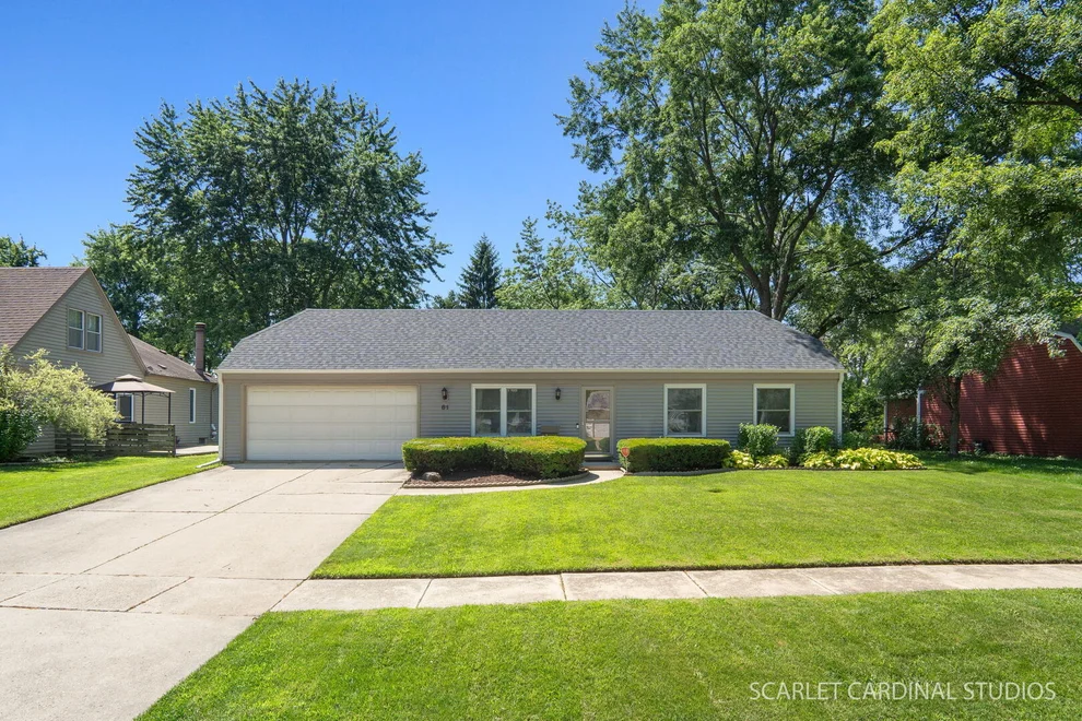 Unit for sale at 61 Ingleshire Road, Montgomery, IL 60538