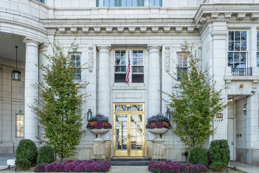Unit for sale at 199 E Lake Shore Drive, Chicago, IL 60611