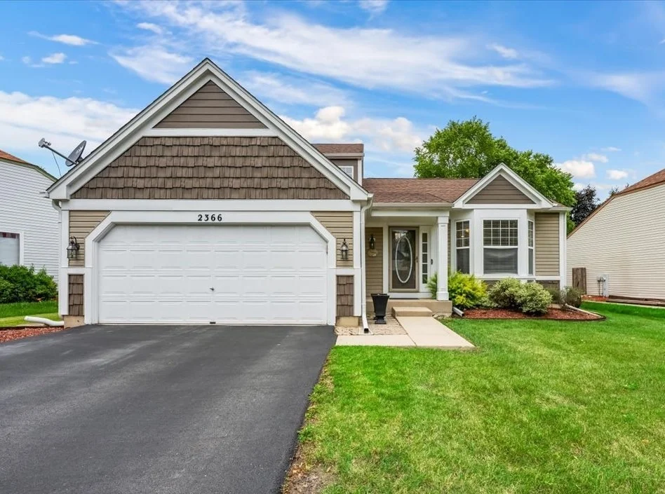 Unit for sale at 2366 CORAL Cove, Elgin, IL 60123