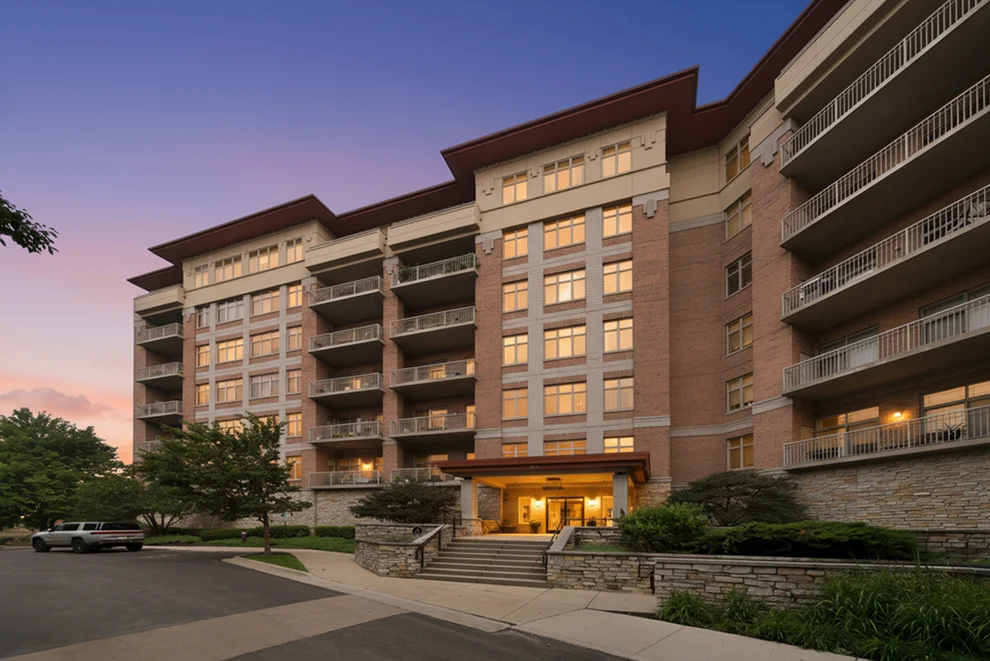 Unit for sale at 40 Prairie Park Drive, Wheeling, IL 60090