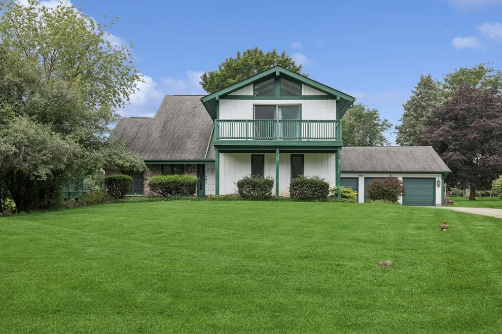 Unit for sale at 7239 Great Hill Road, Crystal Lake, IL 60012