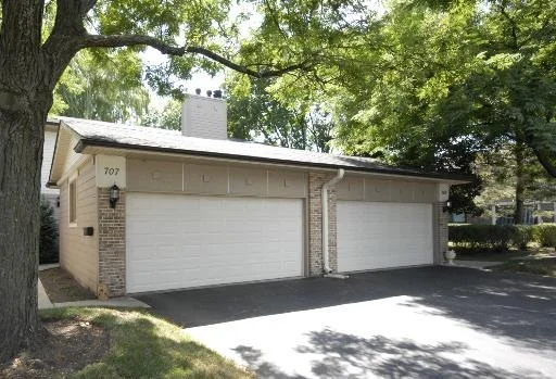 Unit for sale at 707 MALLARD, DEERFIELD, IL 60015