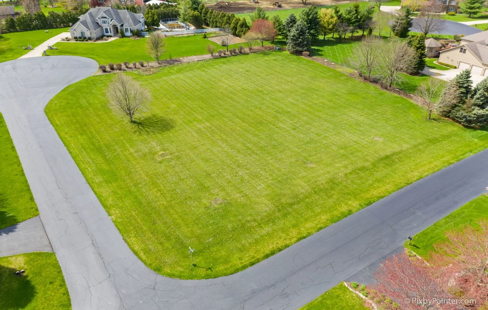 Unit for sale at 4N456 Berkshire Court, Wayne, IL 60184