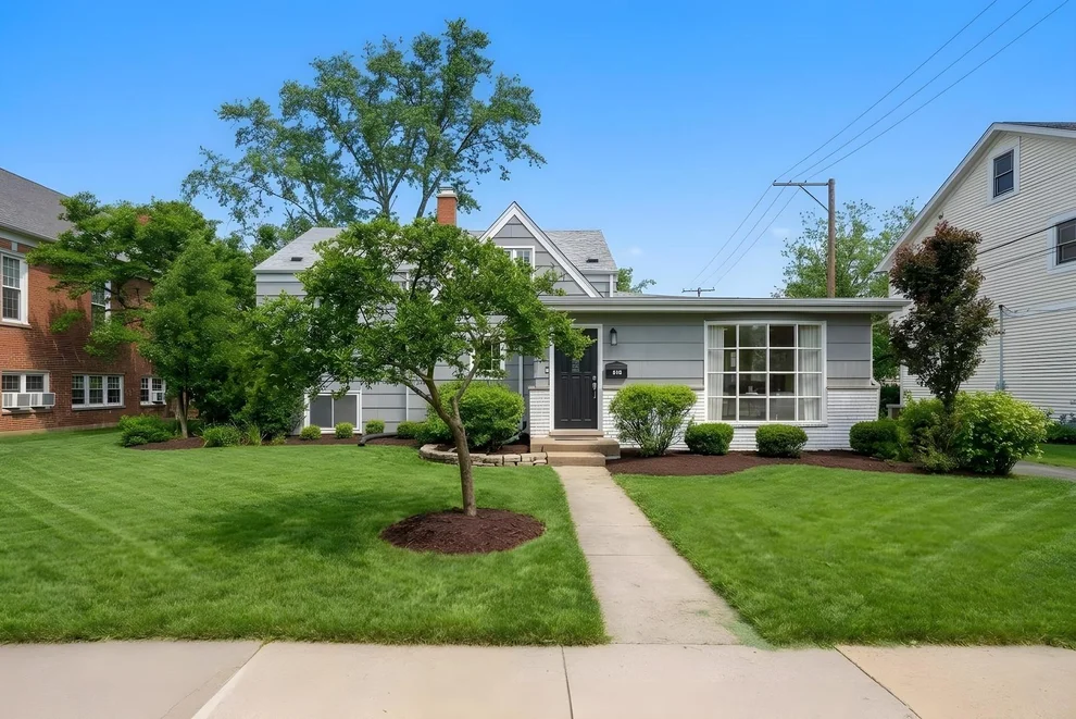 Unit for sale at 4740 DOUGLAS Road, Downers Grove, IL 60515